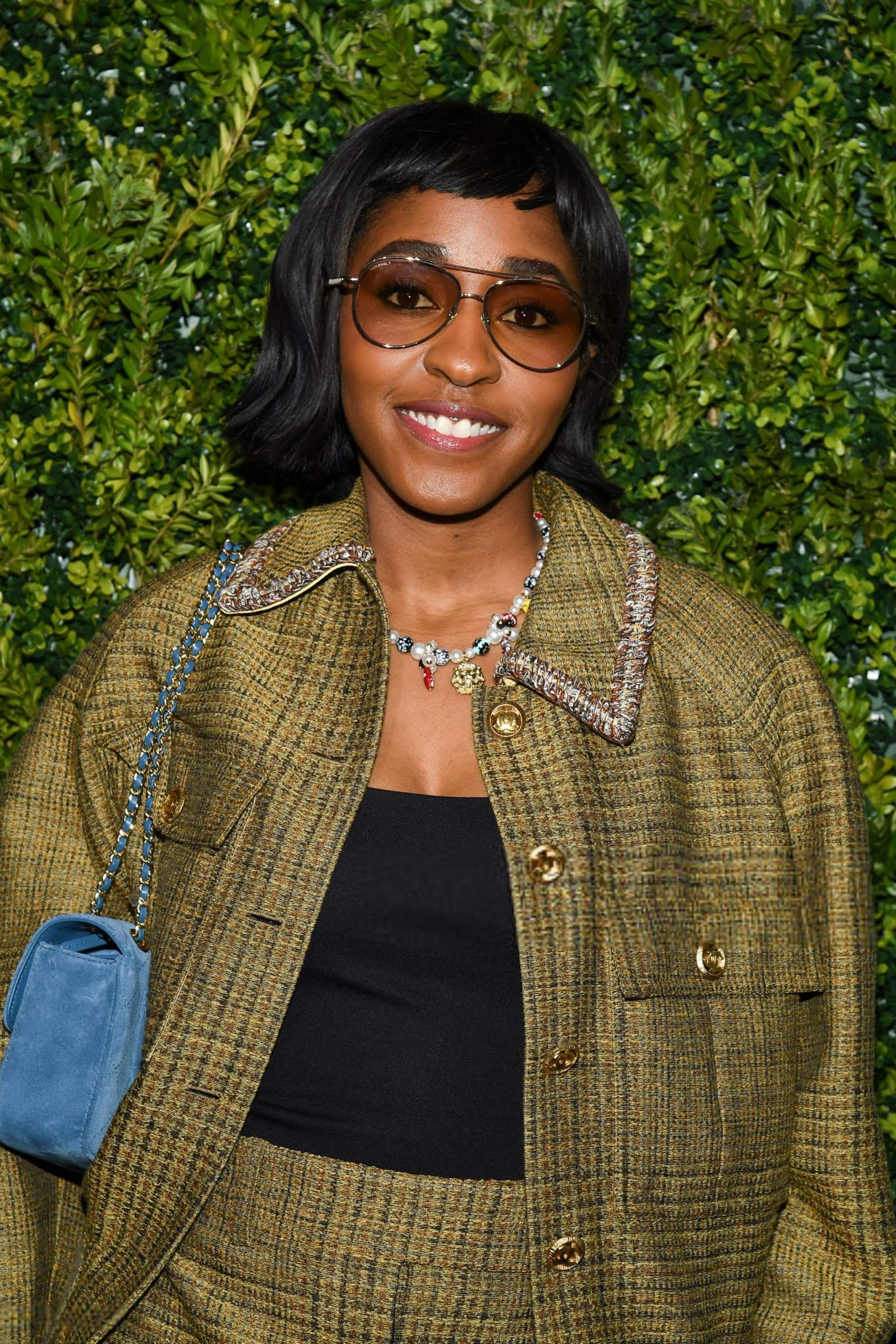 chaneldinner-arrivals003.jpg