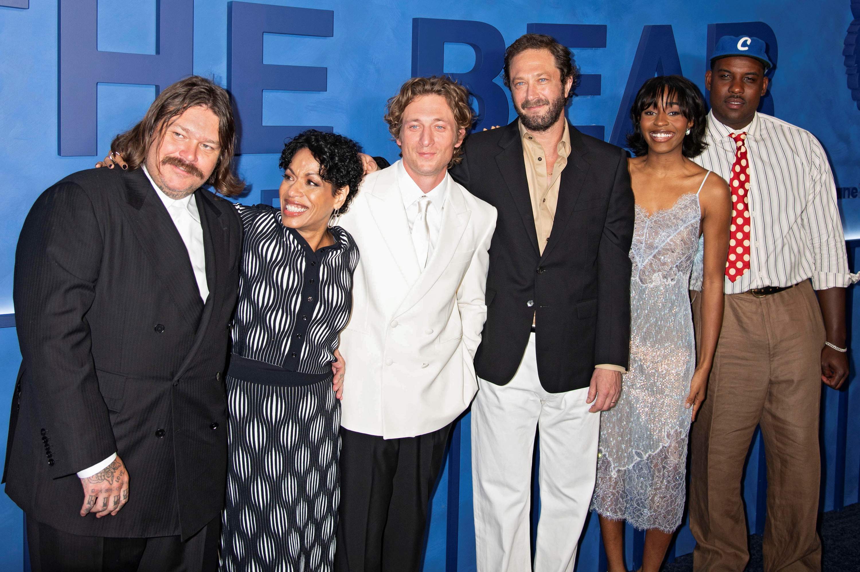 thebearfinalevent-arrivals049.jpg thebearfinalevent-arrivals049.jpg