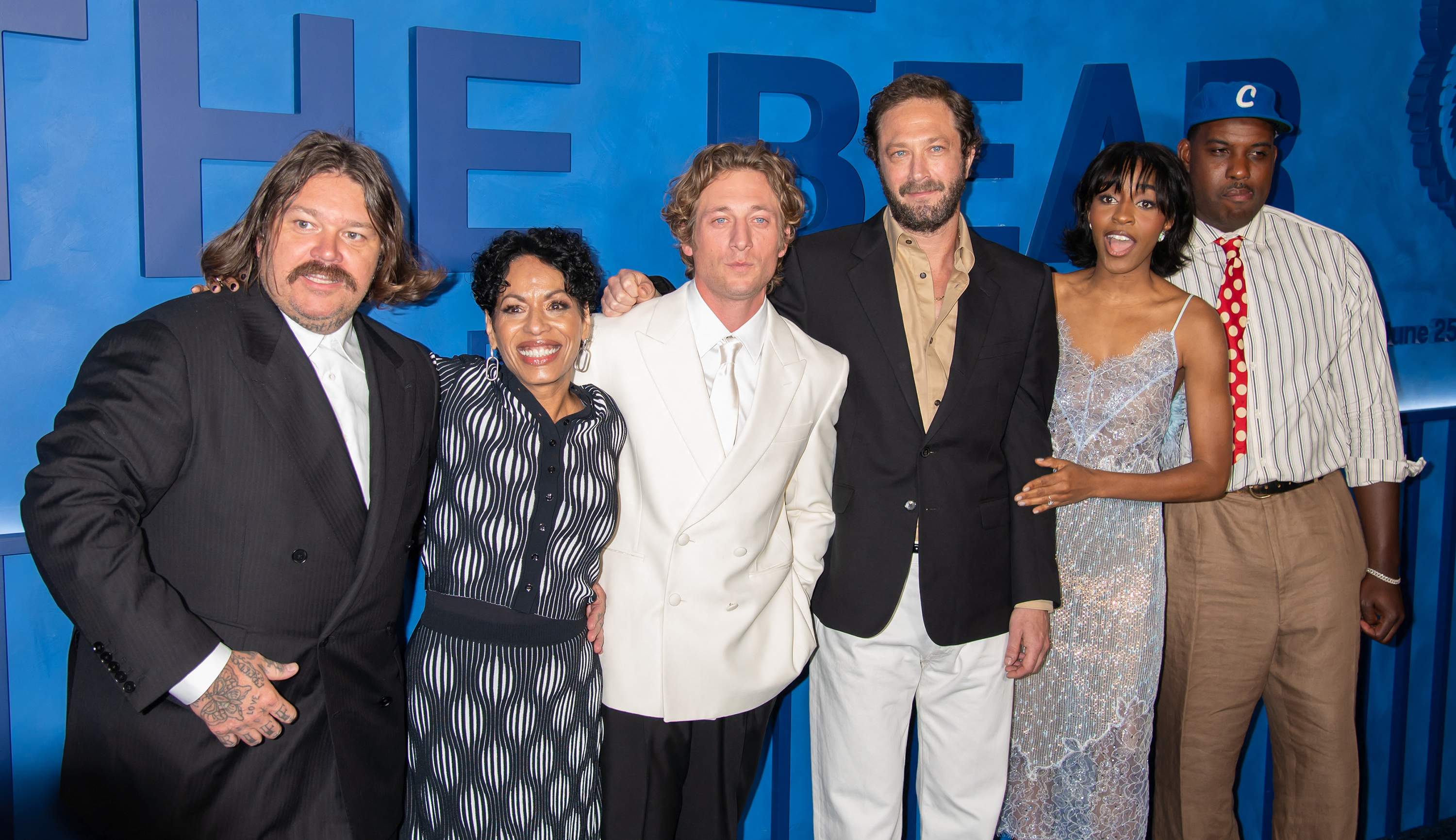 thebearfinalevent-arrivals217.jpg thebearfinalevent-arrivals217.jpg