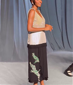 Filename=academymuseumgala021.jpg
Filesize=89KiB
Dimensions=720x1280
Date added=Dec 16, 2025 academymuseumgala021.jpg