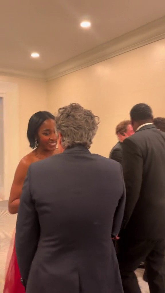 goldenglobes024.jpg goldenglobes024.jpg