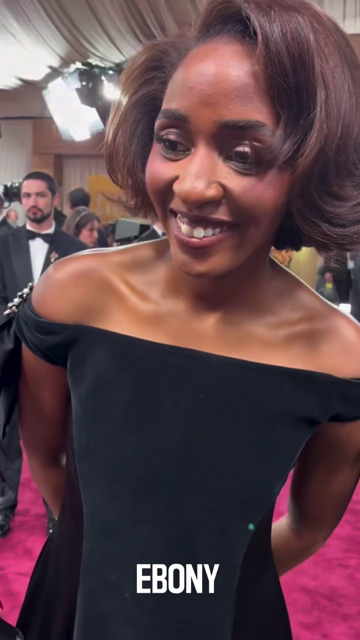 ebony001.jpg ebony001.jpg