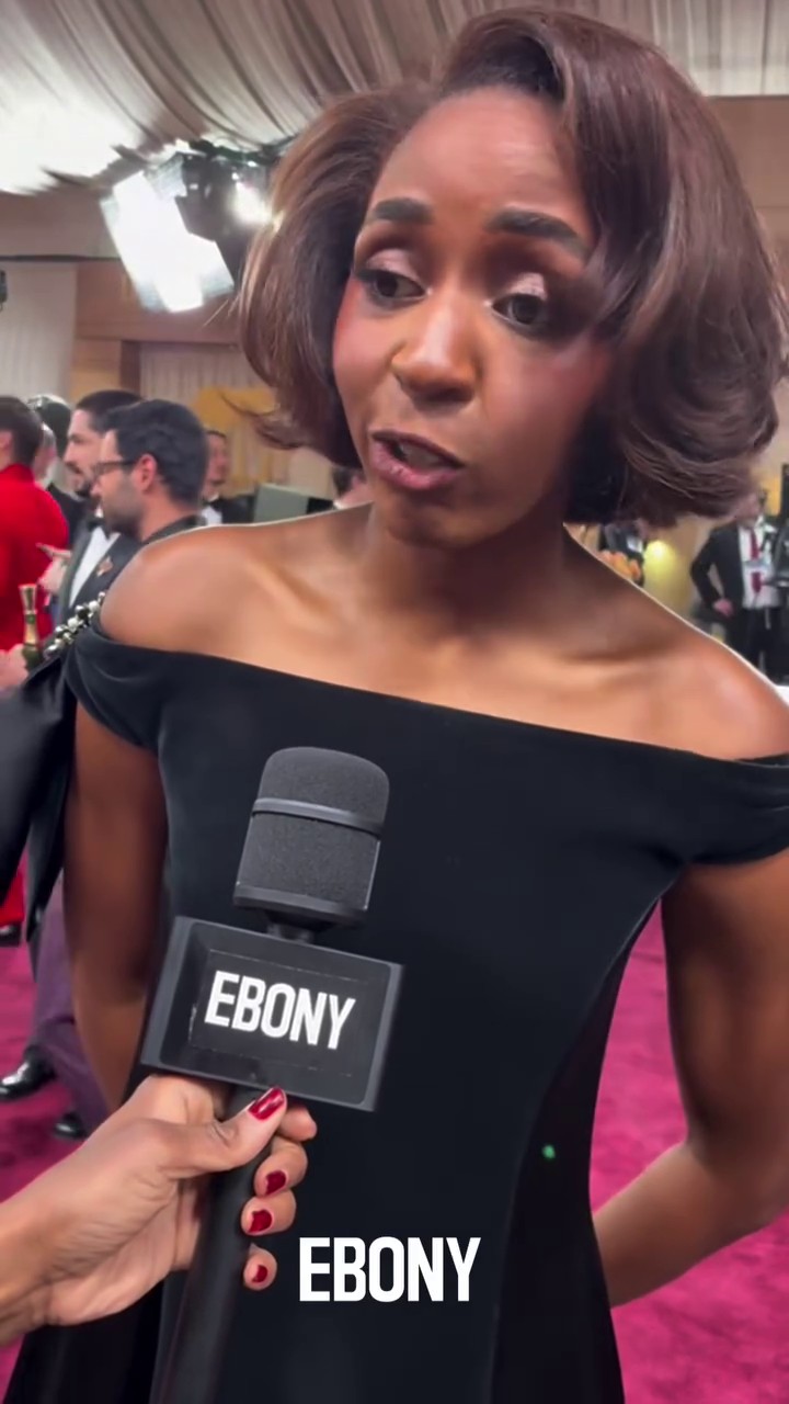ebony020.jpg