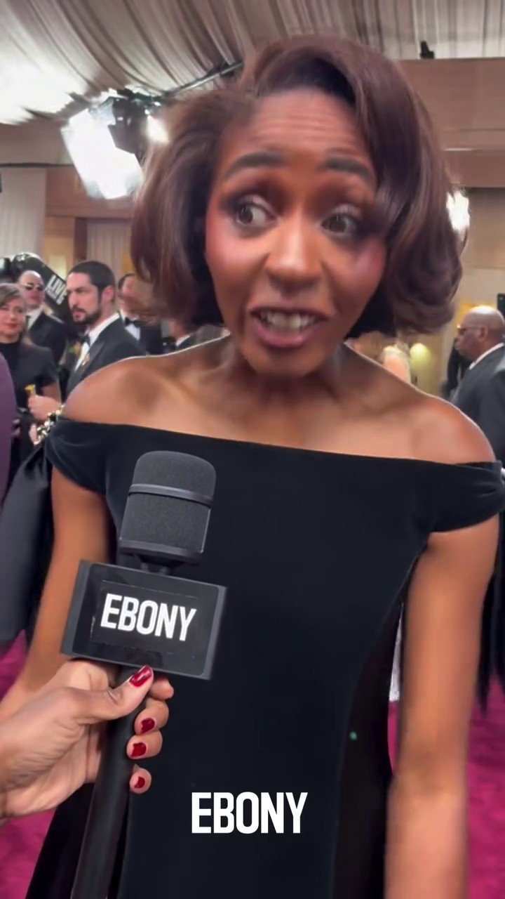 ebony034.jpg ebony034.jpg