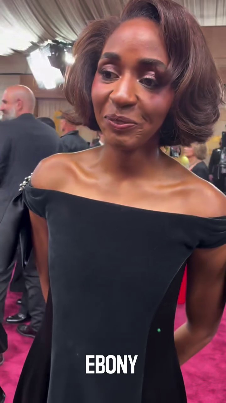 ebony041.jpg ebony041.jpg