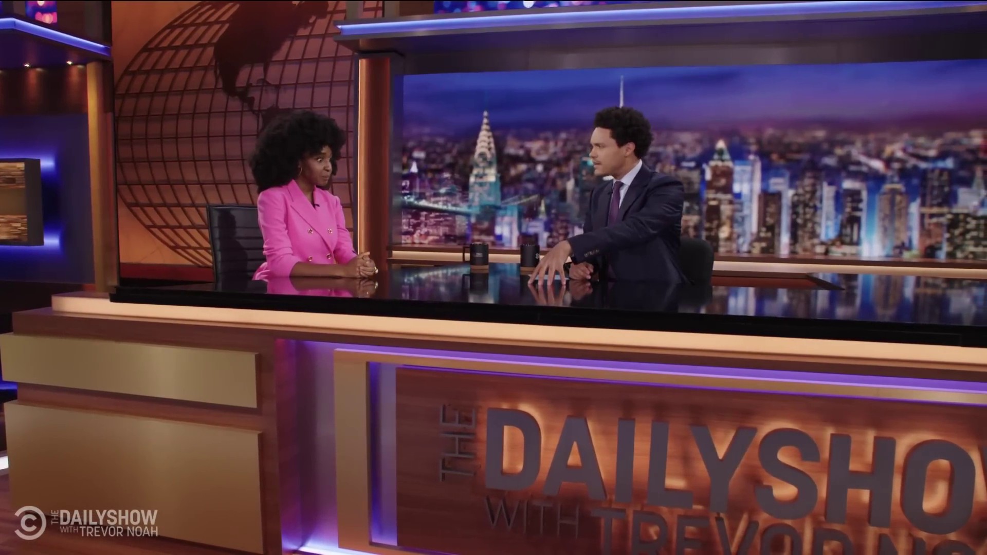 dailyshow065.jpg dailyshow065.jpg