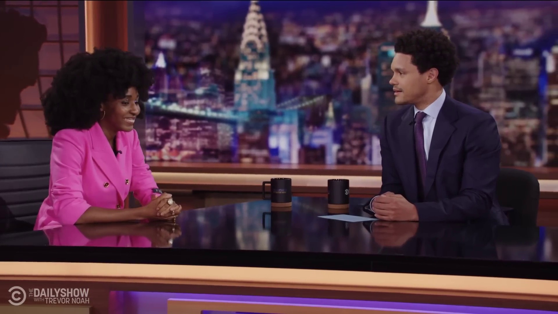 dailyshow213.jpg dailyshow213.jpg
