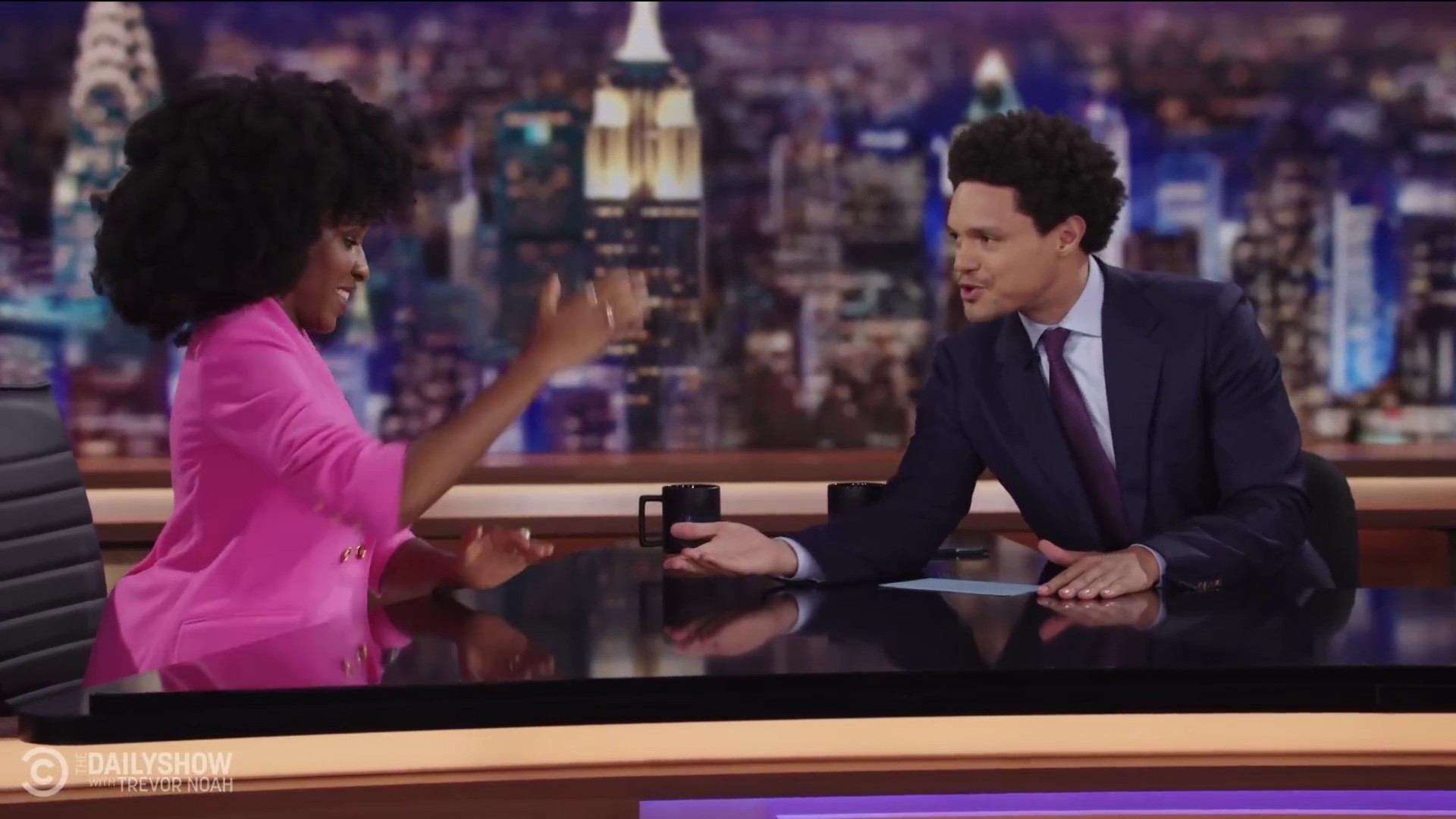 dailyshow327.jpg