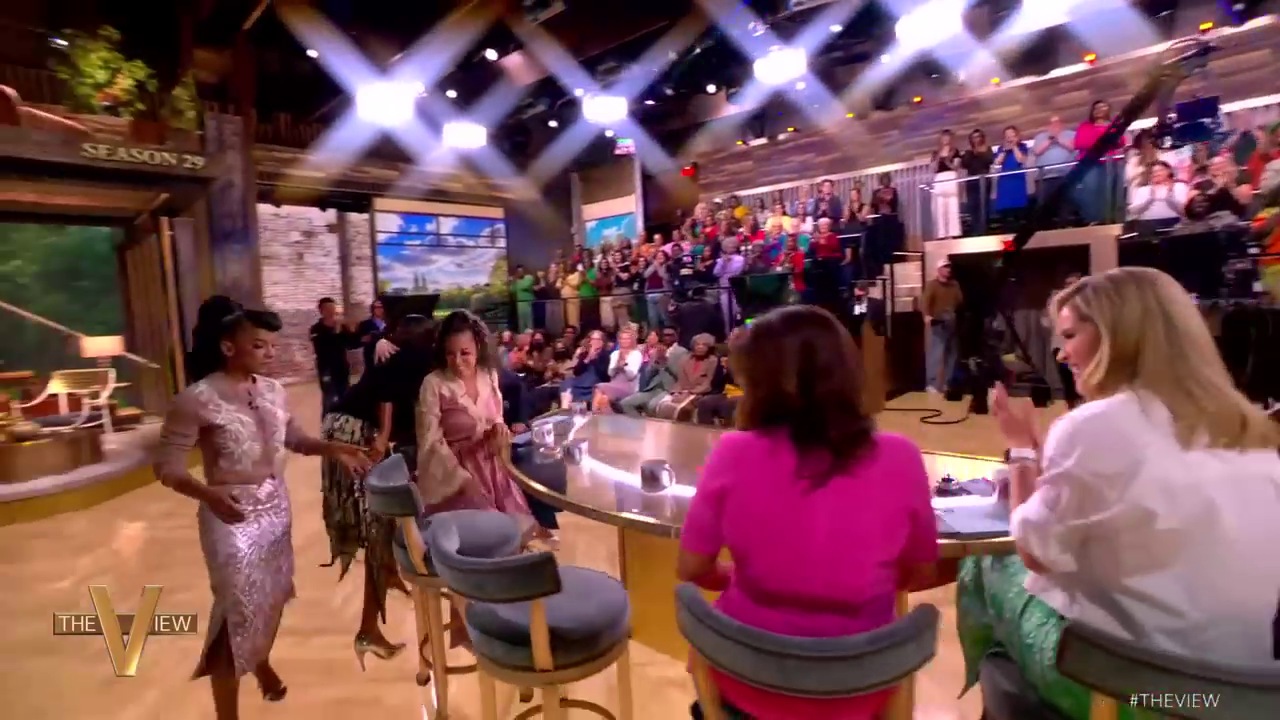 theview044.jpg theview044.jpg