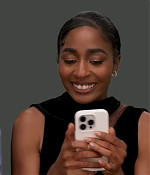 season3_buzzfeedceleb053.jpg