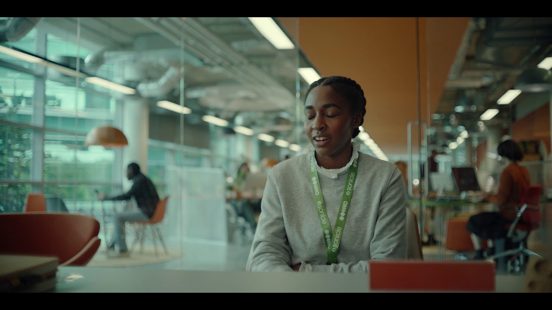 601-blackmirror003.jpg