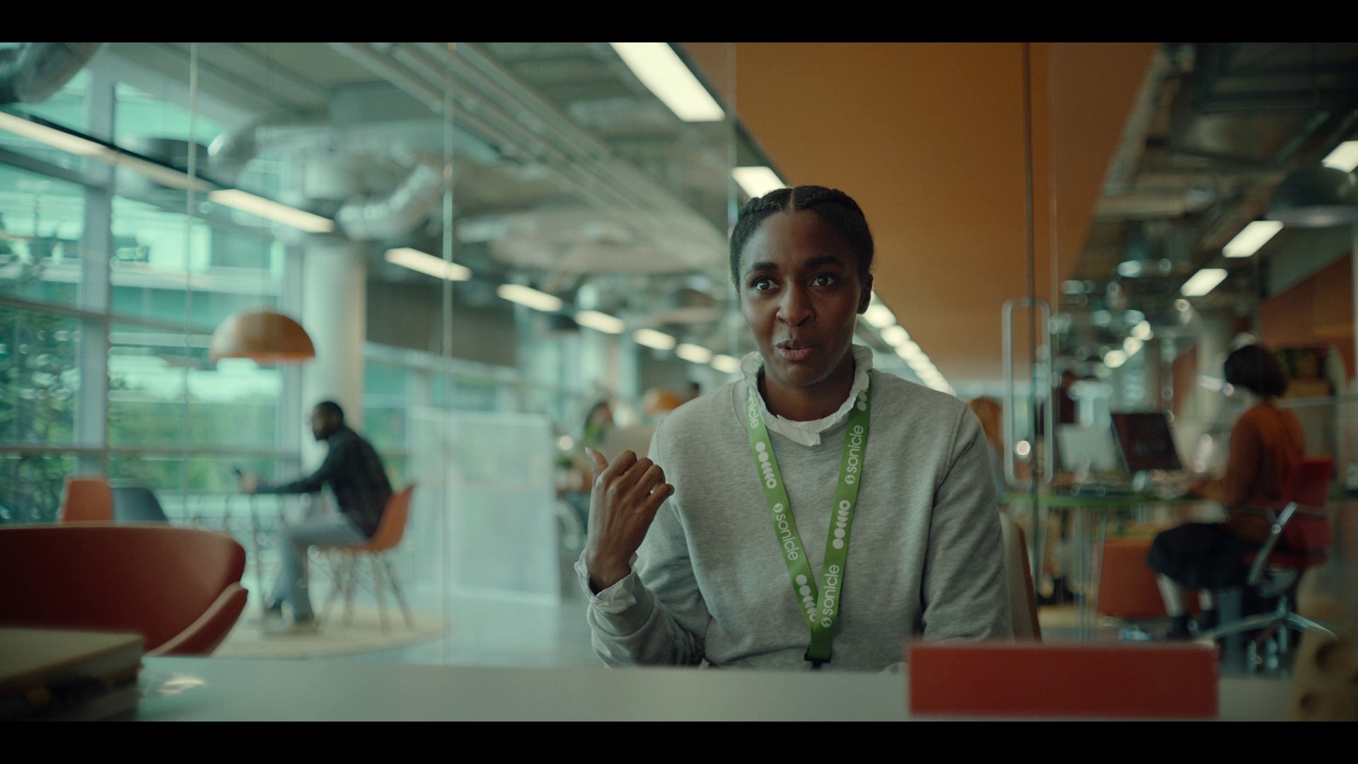 601-blackmirror006.jpg