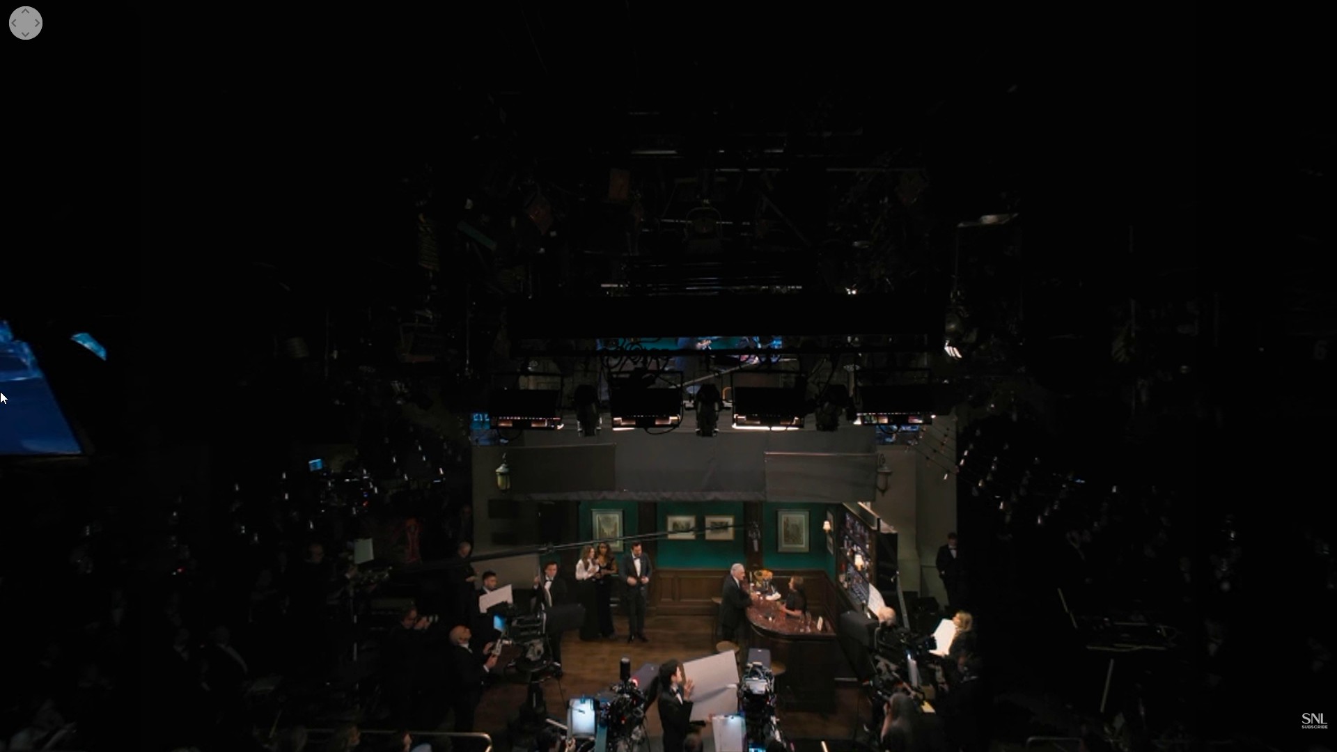 snl50040.jpg snl50040.jpg