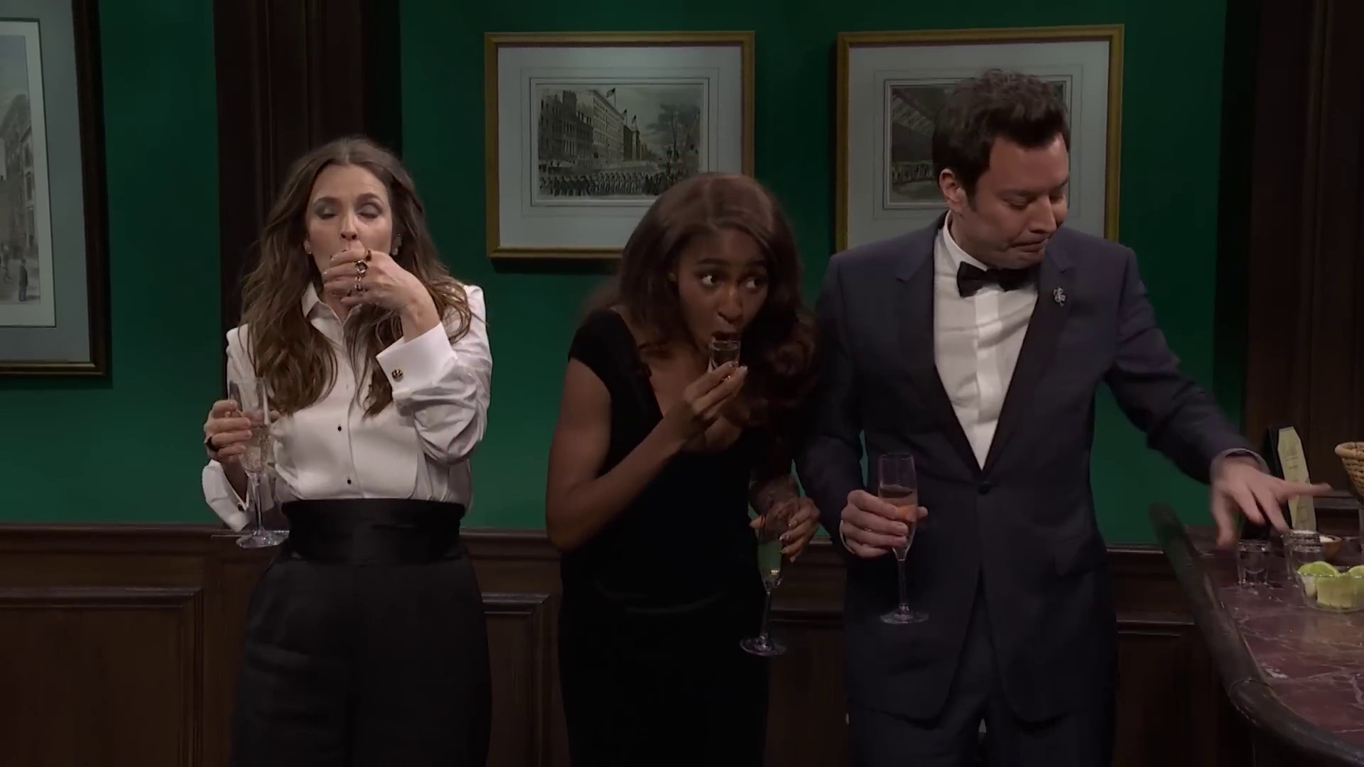 snl50113.jpg snl50113.jpg