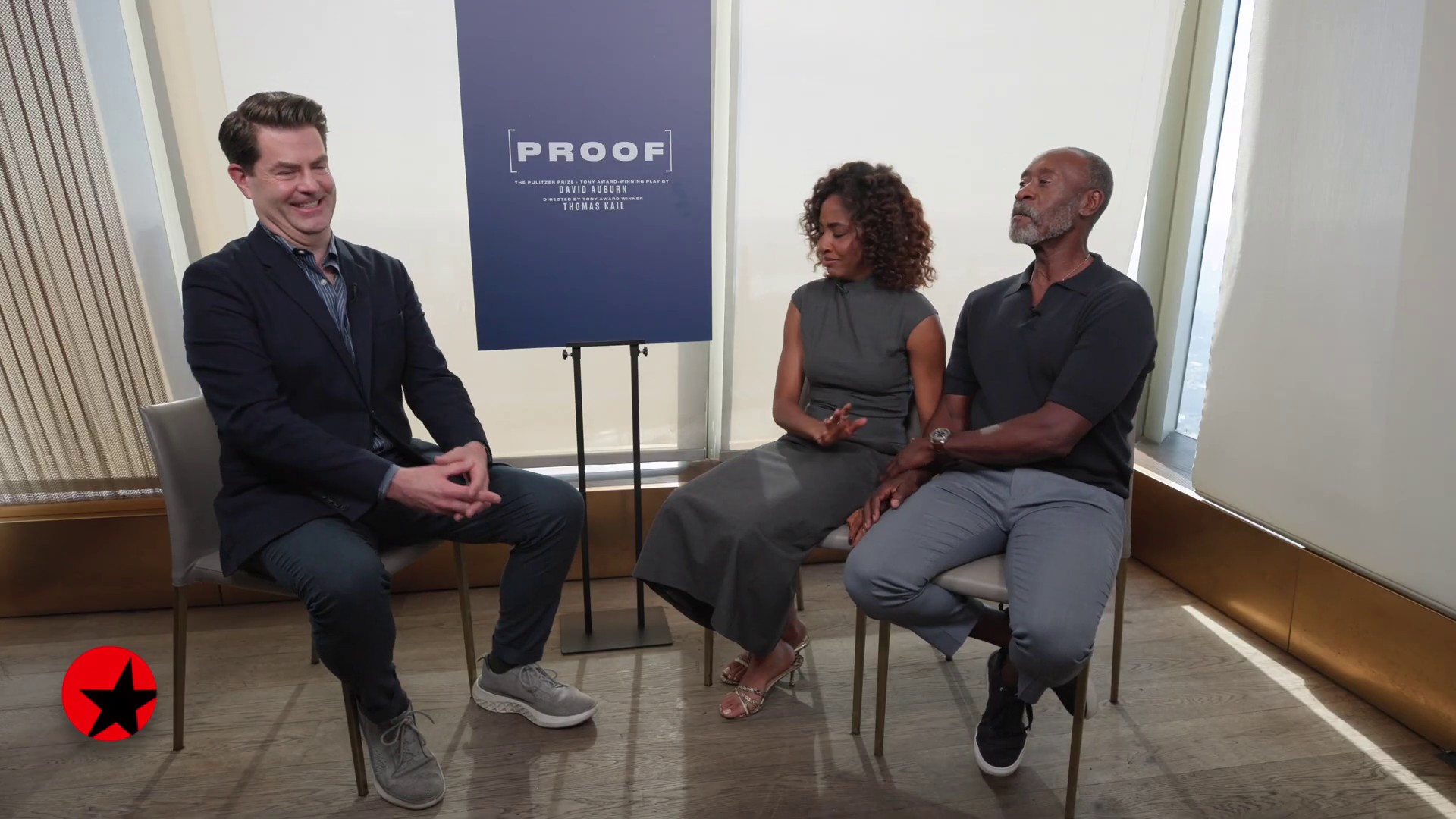 broadwaycom121.jpg broadwaycom121.jpg